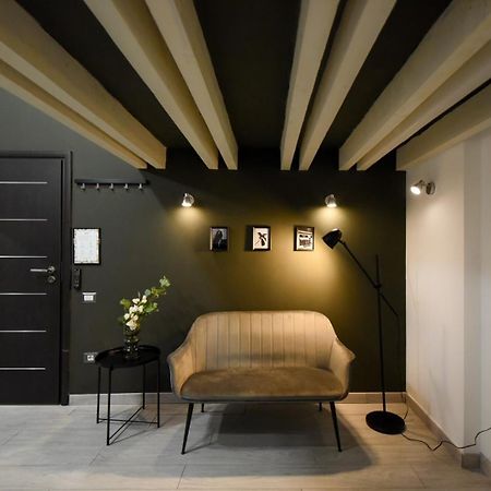 Central Comfort - Duplex-Style Studios On Regina Elisabeta Bukares Bagian luar foto
