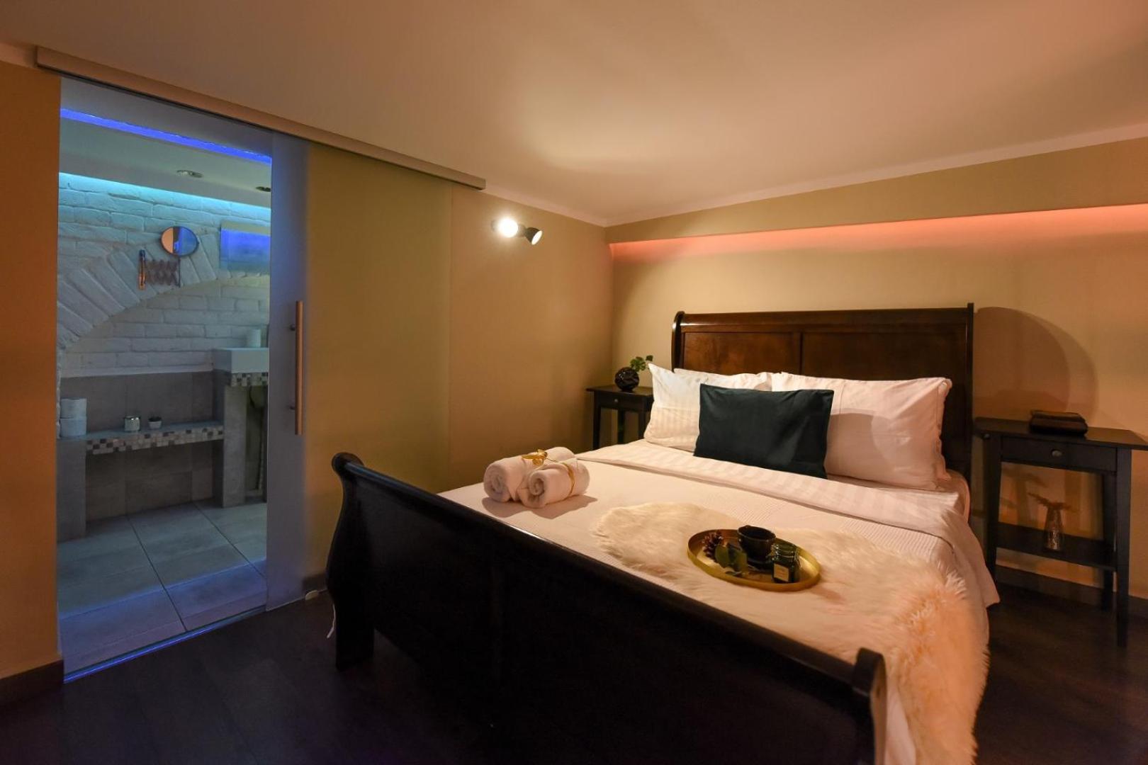 Central Comfort - Duplex-Style Studios On Regina Elisabeta Bukares Ruang foto