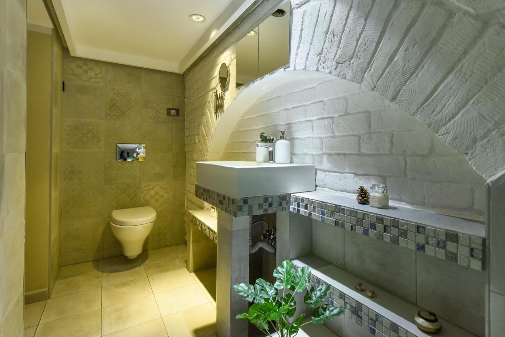Central Comfort - Duplex-Style Studios On Regina Elisabeta Bukares Ruang foto