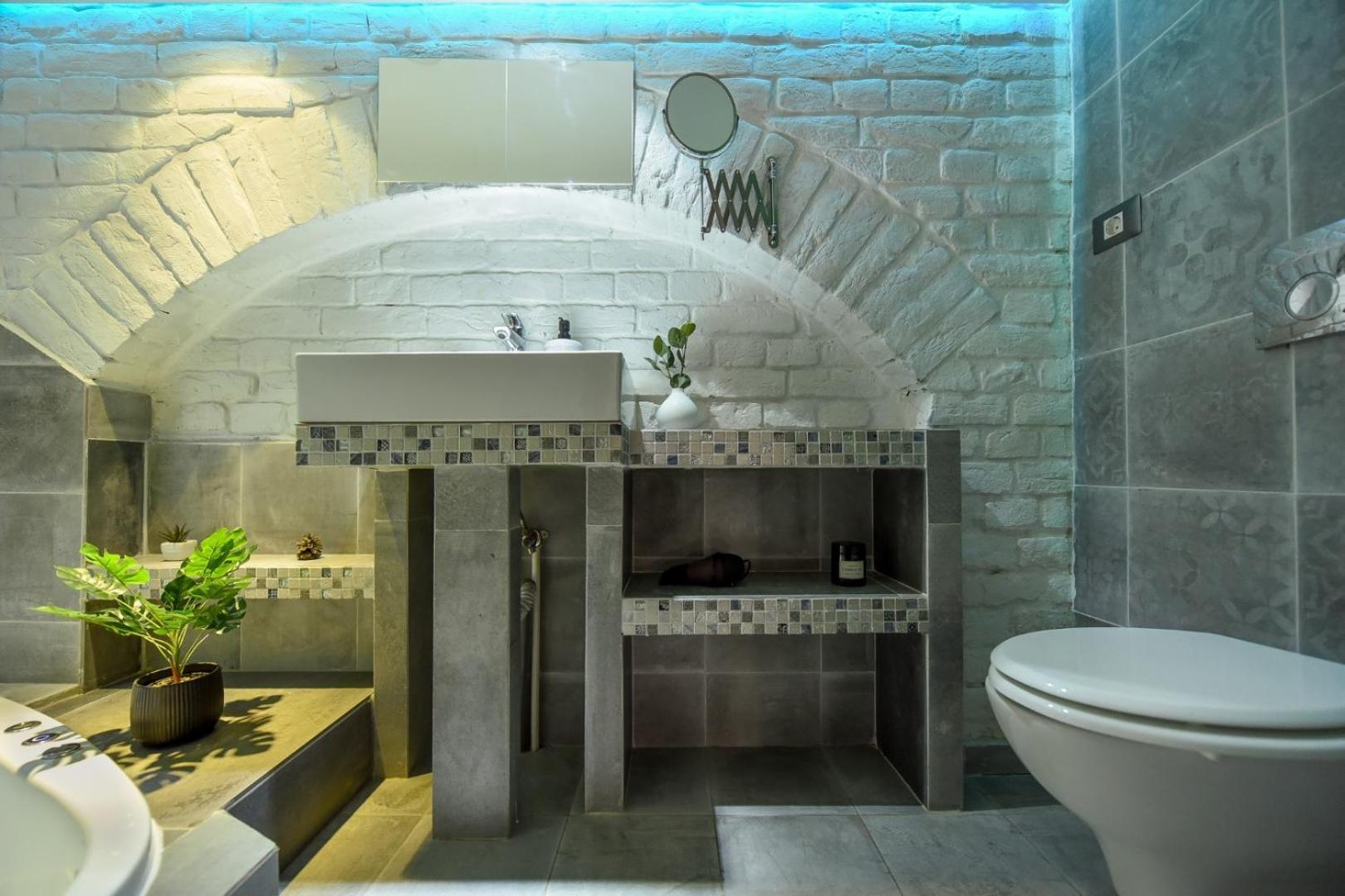 Central Comfort - Duplex-Style Studios On Regina Elisabeta Bukares Ruang foto