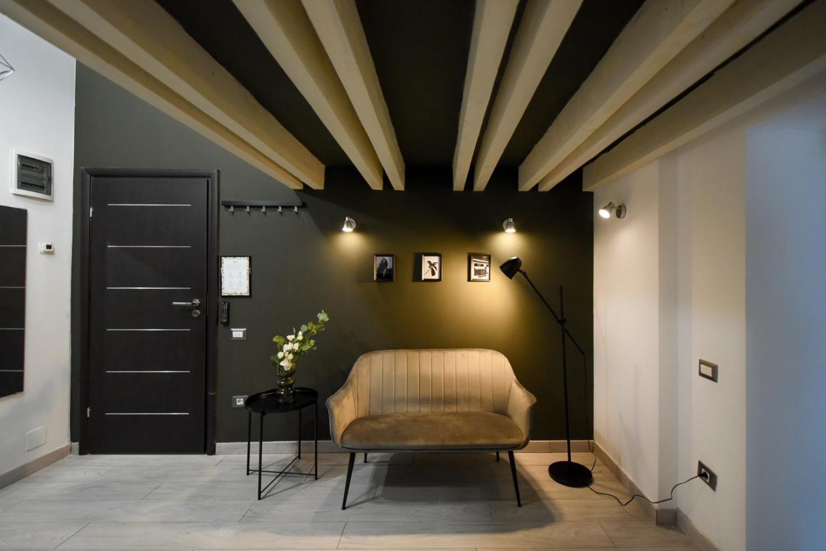 Central Comfort - Duplex-Style Studios On Regina Elisabeta Bukares Bagian luar foto